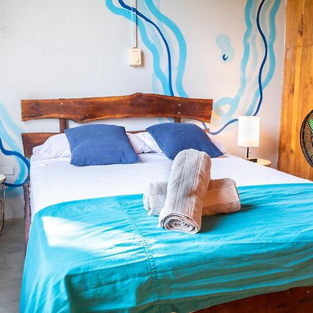 Argdivan Beach Hostel Sámara Eksteriør bilde