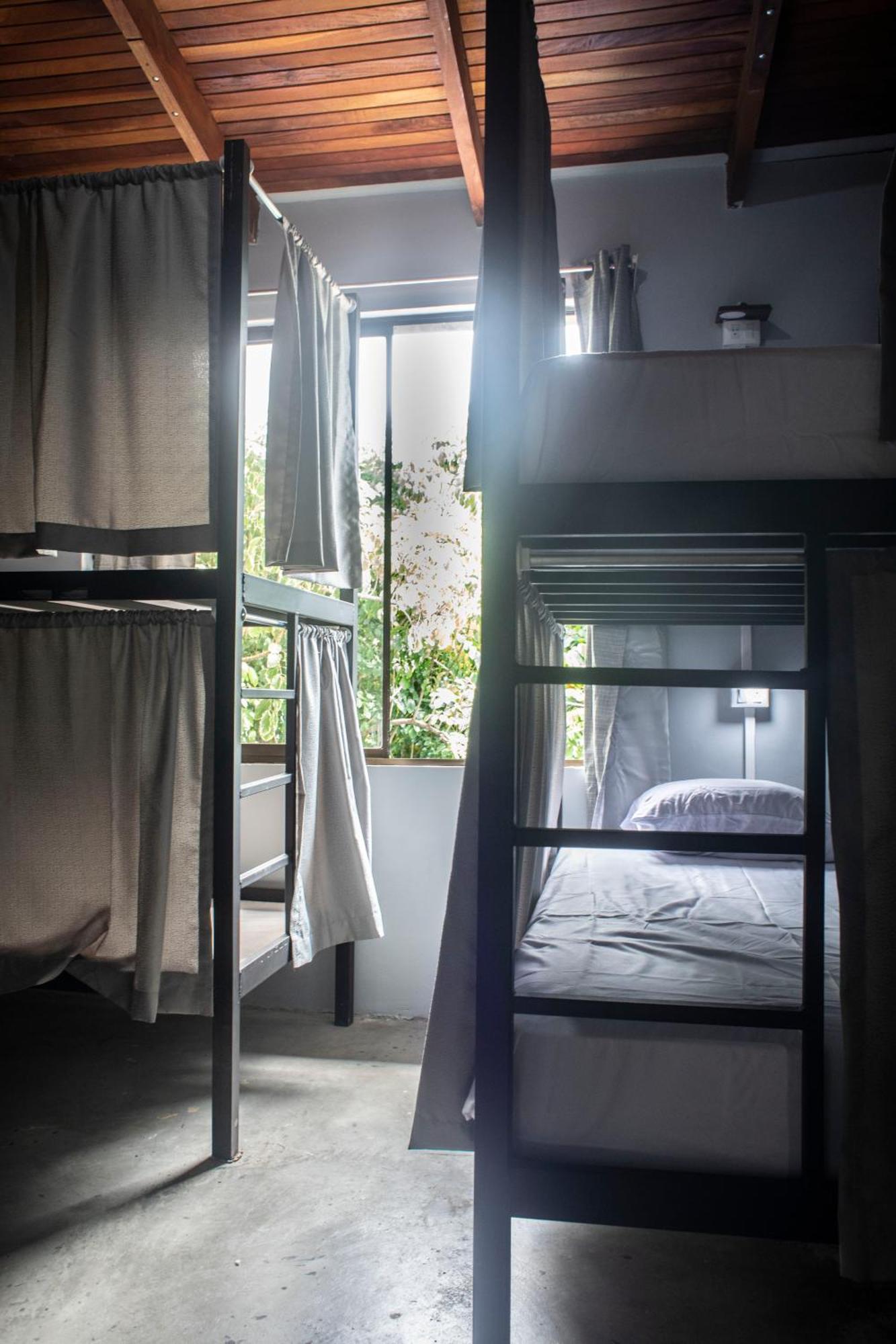 Argdivan Beach Hostel Sámara Eksteriør bilde