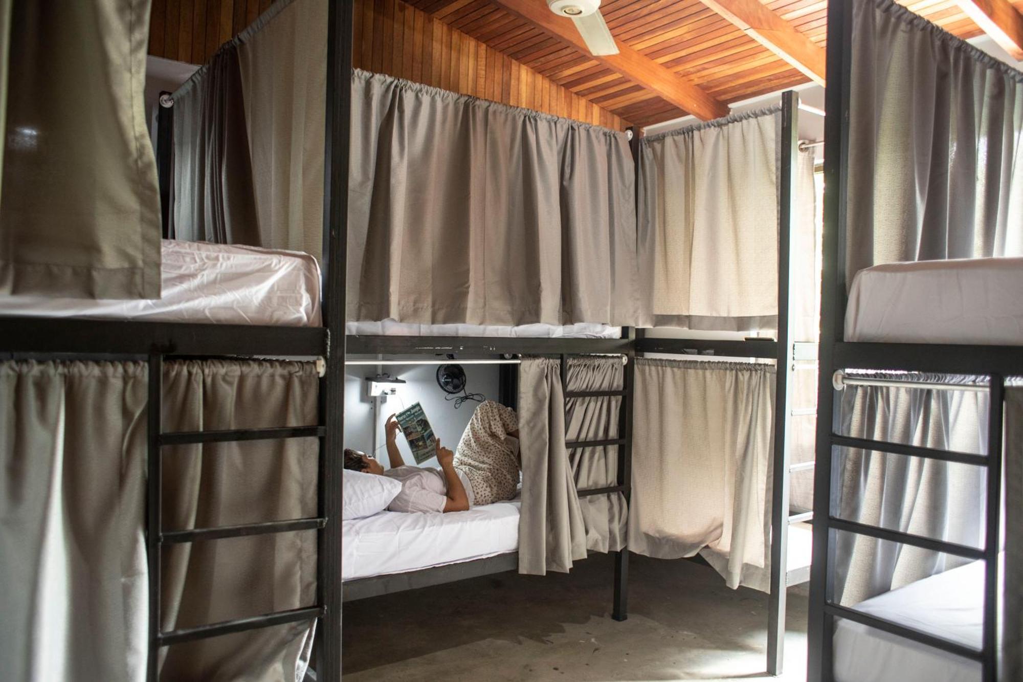 Argdivan Beach Hostel Sámara Eksteriør bilde