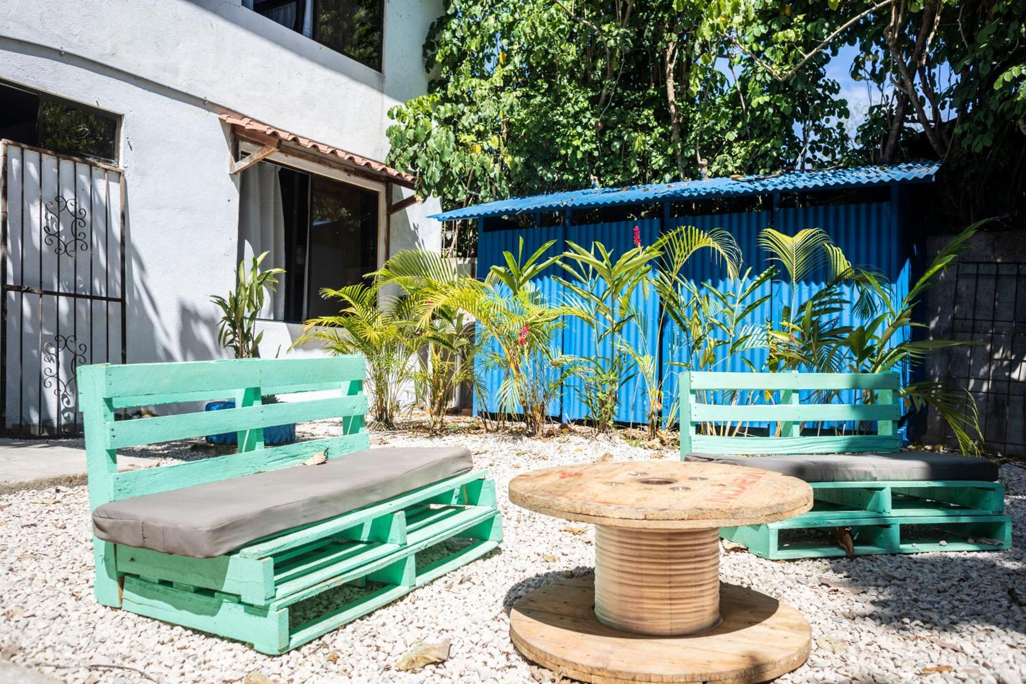 Argdivan Beach Hostel Sámara Eksteriør bilde